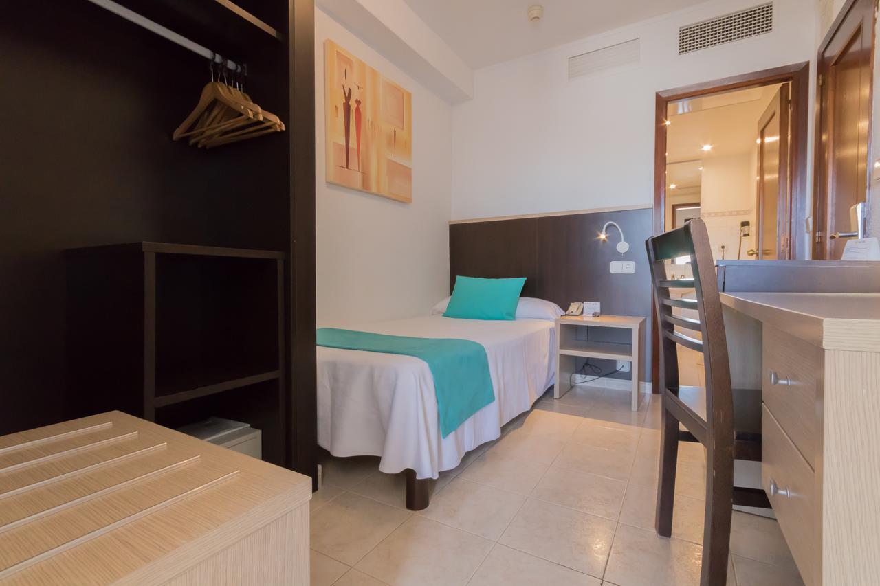 Hotel Orosol By Typic Hotels San Antonio  Exteriör bild