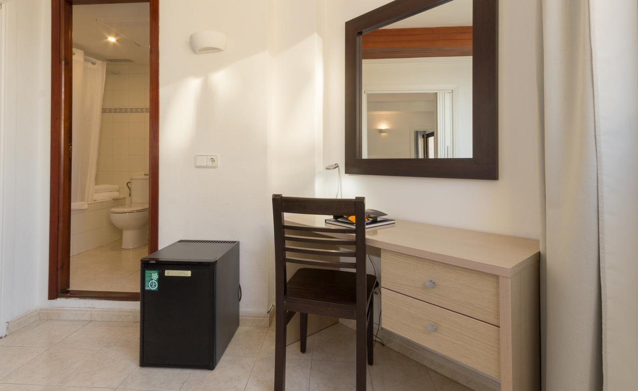 Hotel Orosol By Typic Hotels San Antonio  Exteriör bild