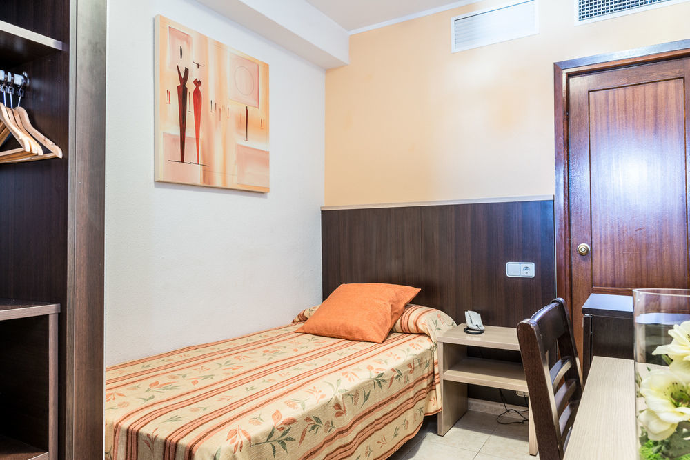 Hotel Orosol By Typic Hotels San Antonio  Exteriör bild