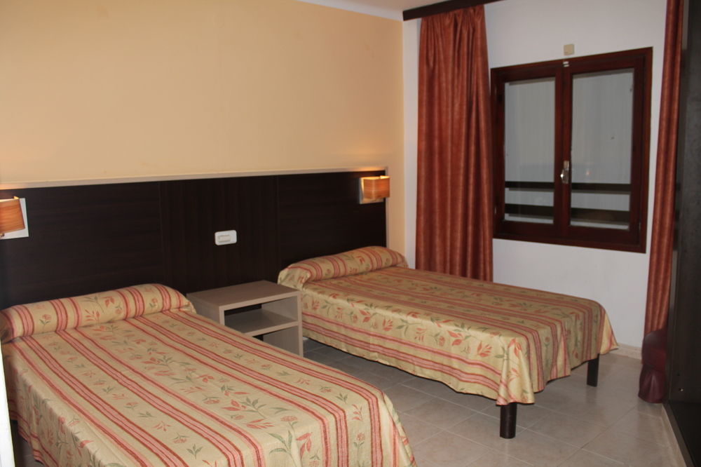 Hotel Orosol By Typic Hotels San Antonio  Exteriör bild